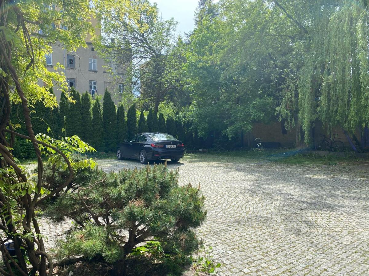 Manufaktura Bakery, Penthouse 200M, Prywatna Kamienica, Parking Strzezony Leilighet Łódź Eksteriør bilde